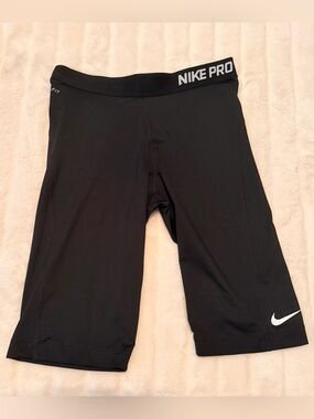 Nike Pro Women’s Dri-Fit Black Knee Length Spandex Biker Shorts Size Large